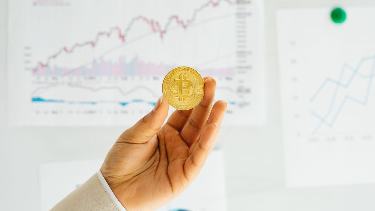 Kripto ve Gümüş Piyasalarında Eşzamanlı Yükseliş: Analiz ve Değerlendirme